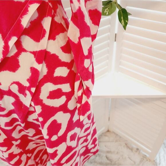 ISABEL MARANT SILK PINK / WHITE PUCKER SLEEVE DRESS SIZE 36 (US 4-6) - Picture 4 of 8